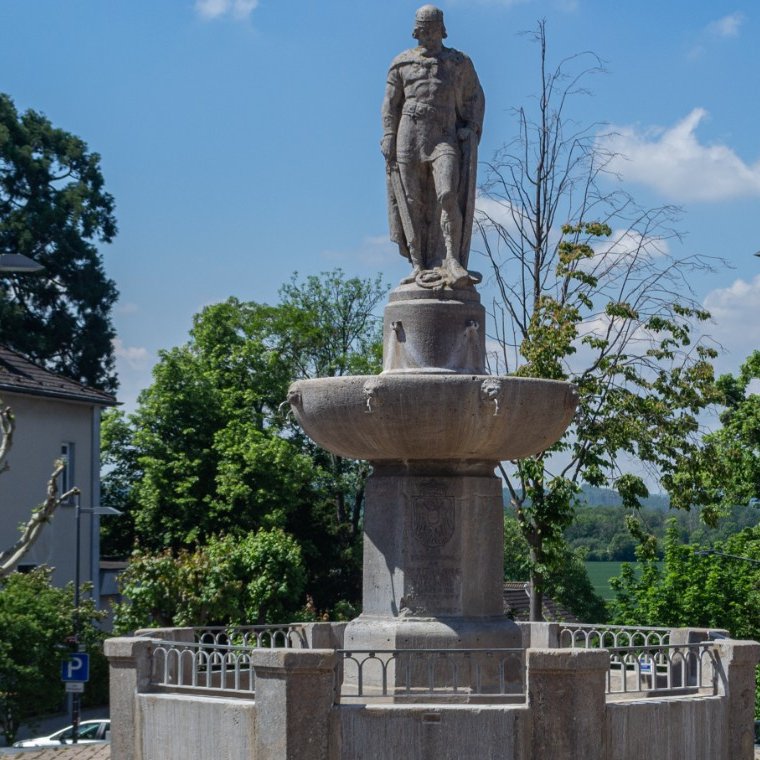 Brunnen Marktplatz Brunnen Marktplatz Wandern Eifelspuren